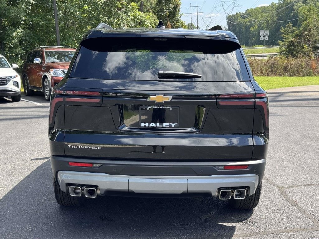 2027 Chevrolet Traverse LT - Photo 23