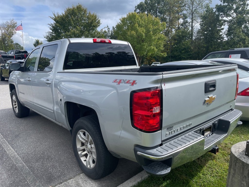 2015 Chevrolet Silverado 1500 LT photo 2