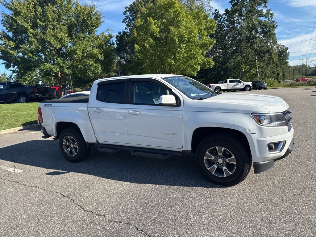 2017 Chevrolet Colorado Z71 photo 3