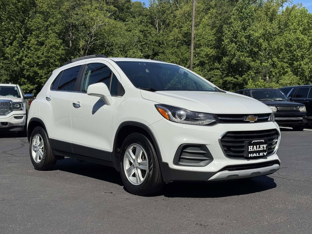 Used 2020 Chevrolet Trax LT with VIN KL7CJLSB4LB025631 for sale in Midlothian, VA
