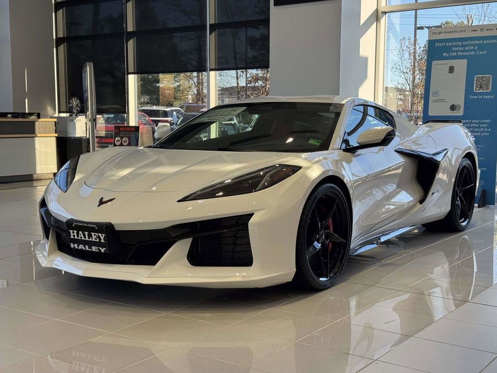 2025 Chevrolet Corvette 2LZ - Photo 24