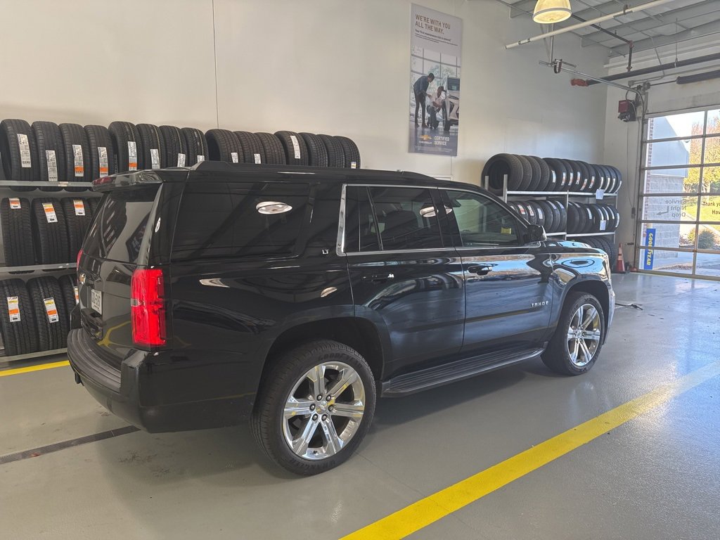 2020 Chevrolet Tahoe LT photo 3
