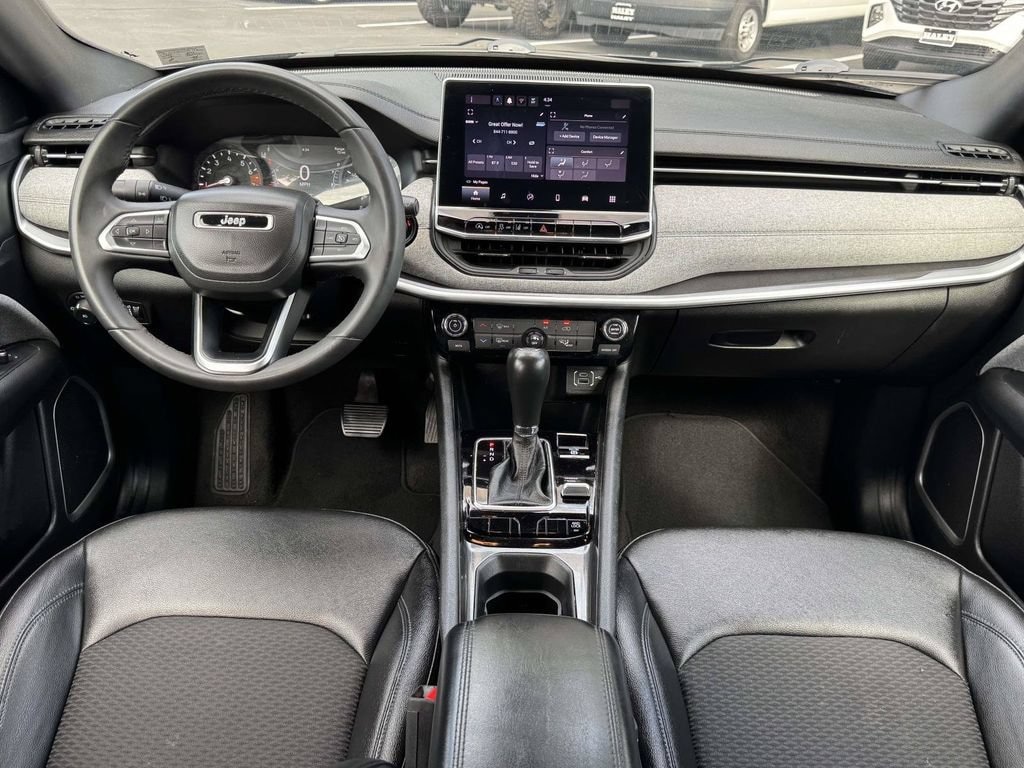 Used 2024 Jeep Compass Latitude