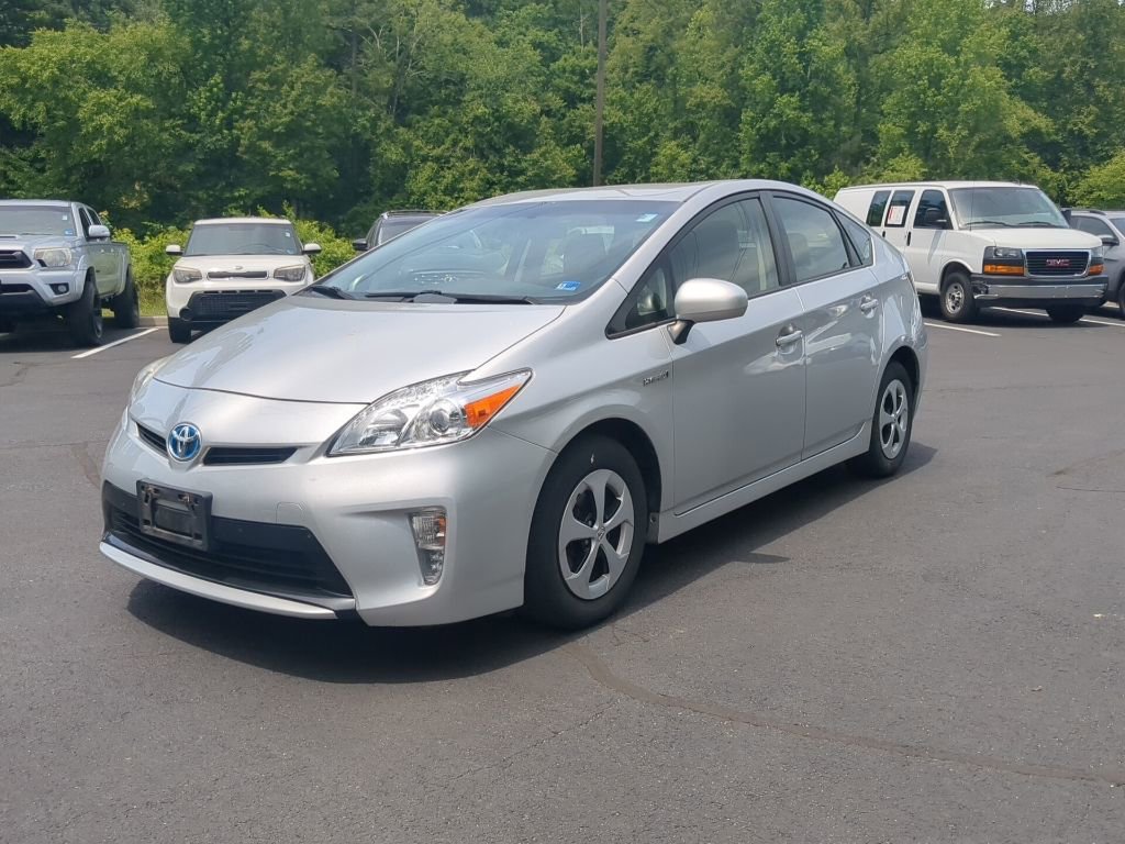 2015 Toyota Prius Four's photo