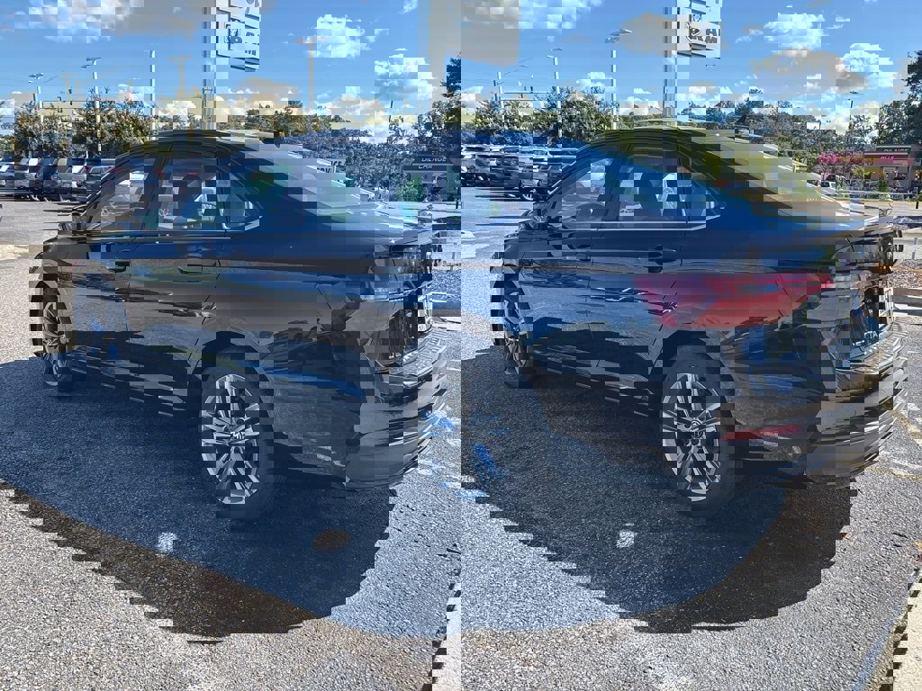 2023 Volkswagen Jetta 1.5T SE photo 3