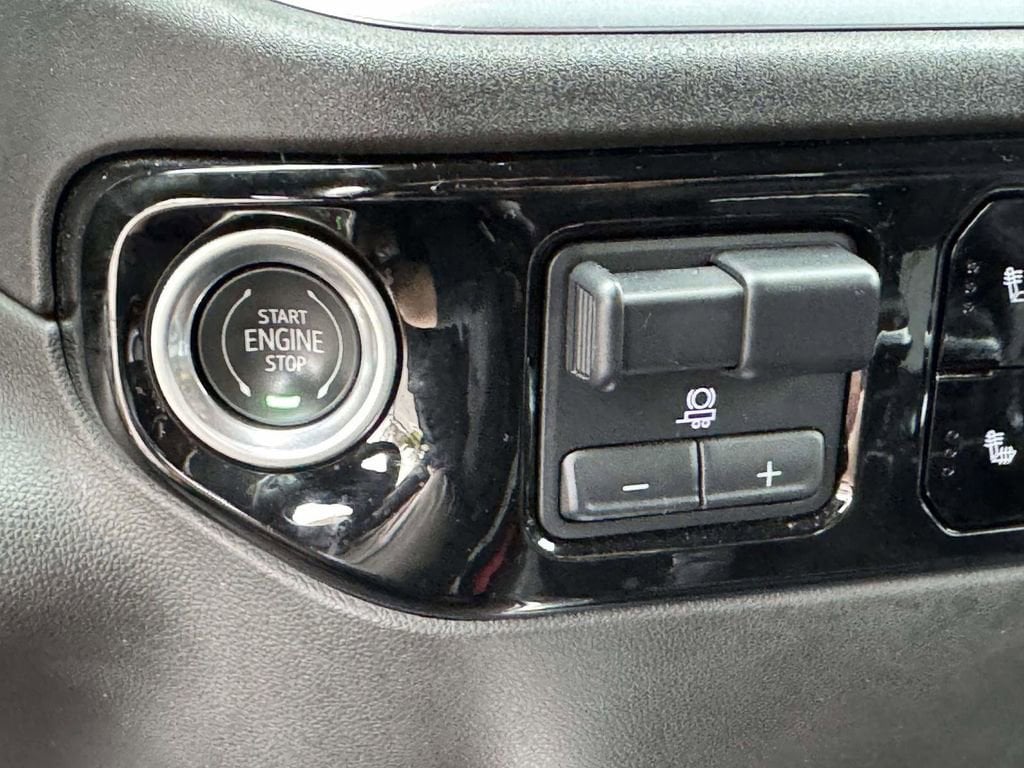 2023 Chevrolet Silverado 1500 RST - Photo 9