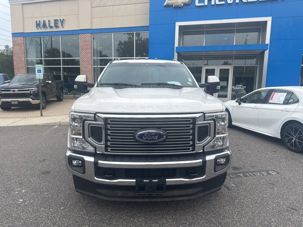 2022 Ford F-350 Lariat photo 2