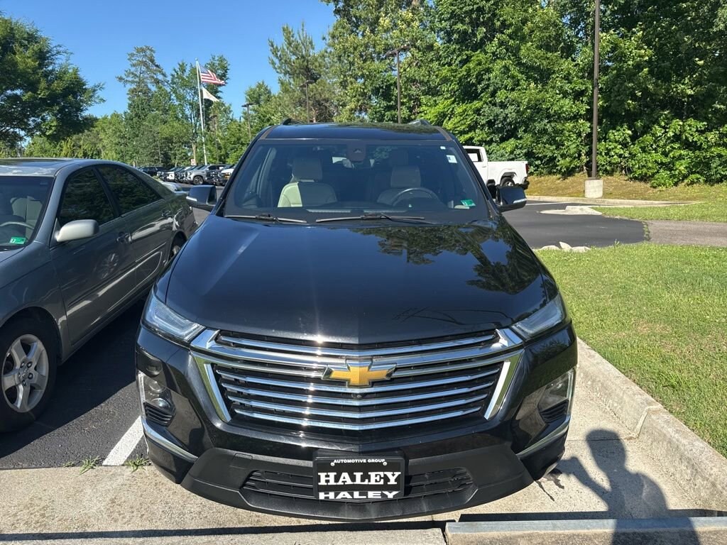 Used 2022 Chevrolet Traverse Premier SUV