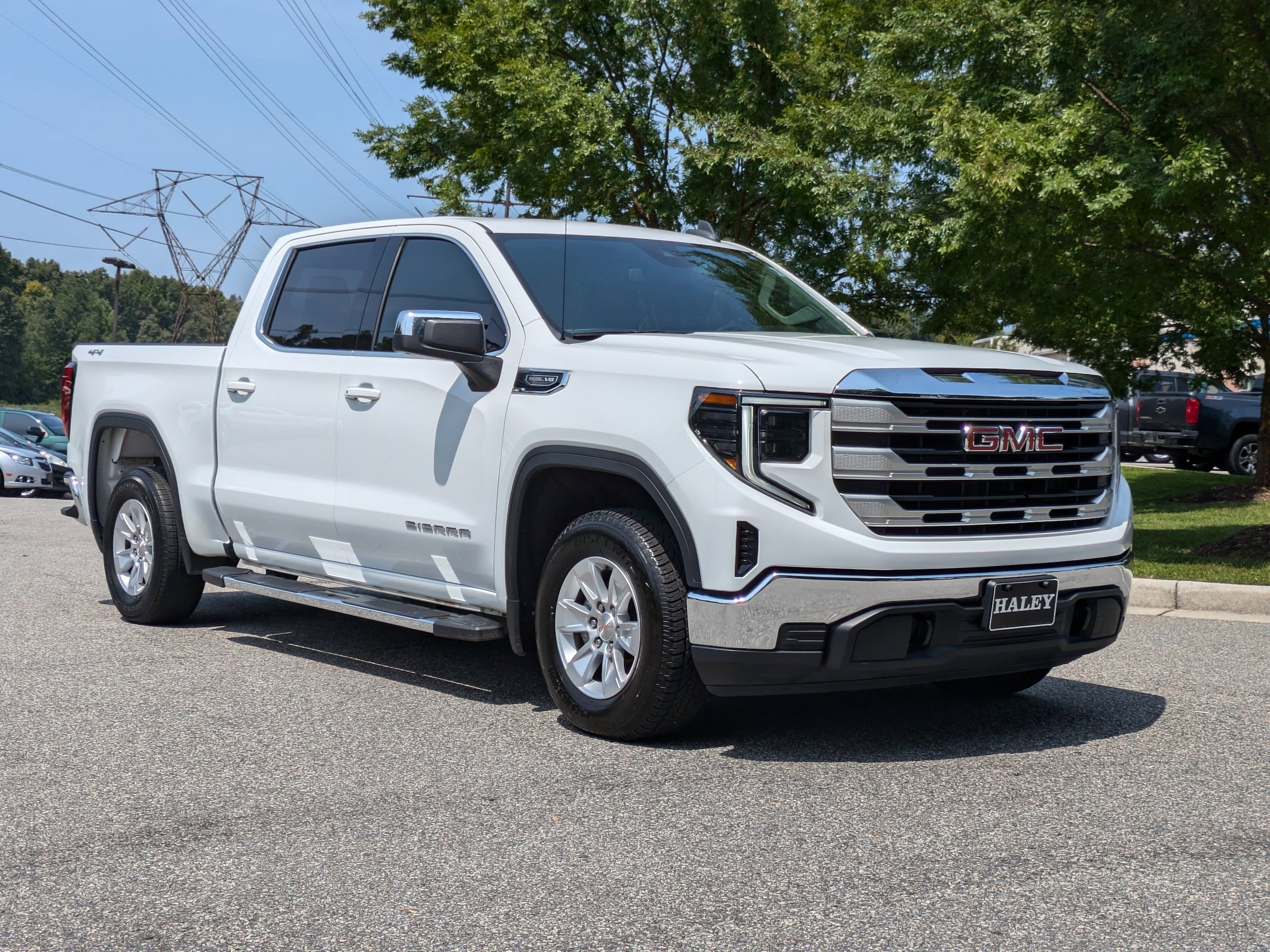 Used 2022 GMC Sierra 1500 SLE with VIN 3GTUUBED6NG607679 for sale in Midlothian, VA