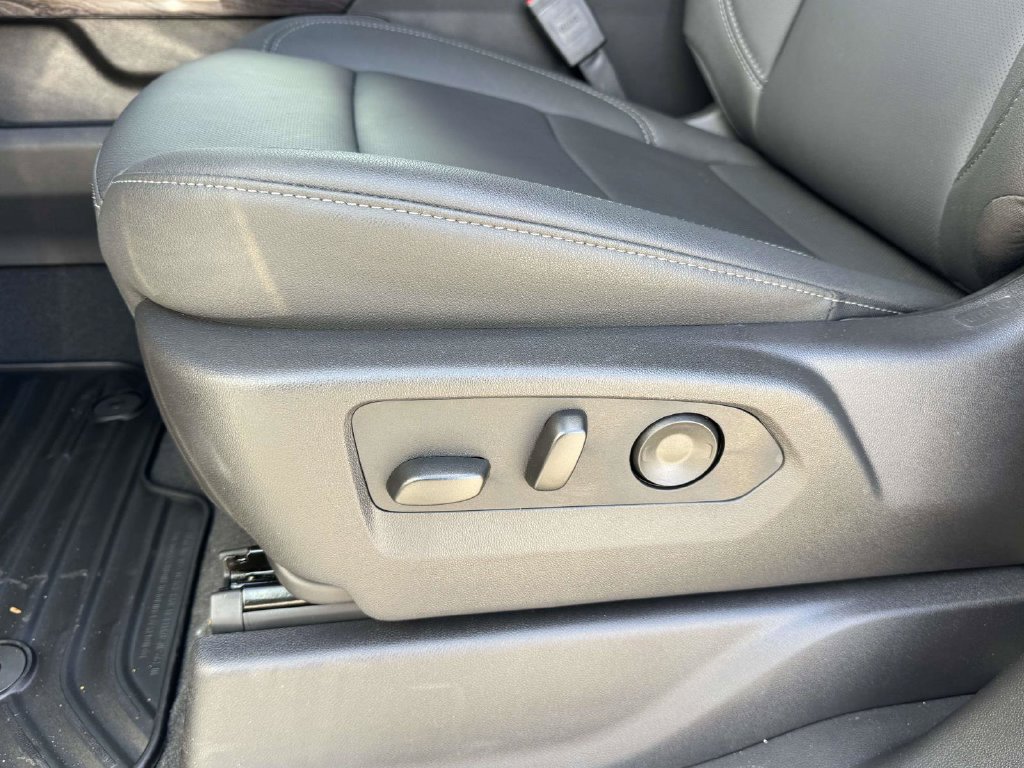 2026 Chevrolet Silverado 1500 LTZ - Photo 18