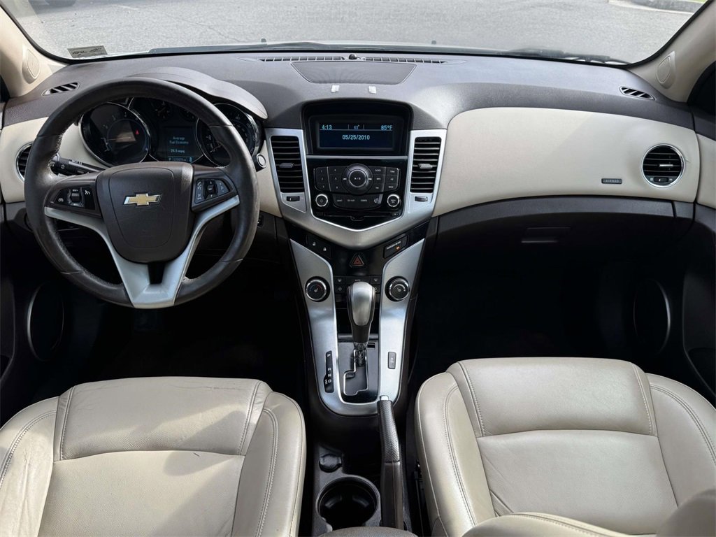2012 Chevrolet Cruze LTZ photo 2