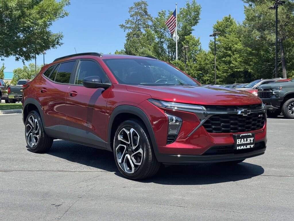 Used 2024 Chevrolet Trax 2RS SUV