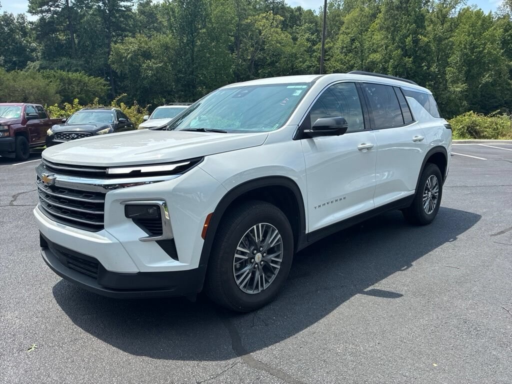 Used 2026 Chevrolet Traverse LT SUV