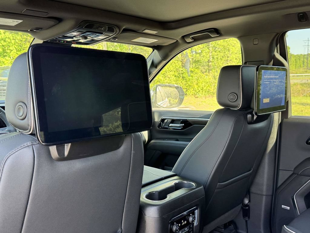 2026 Chevrolet Tahoe Premier - Photo 19
