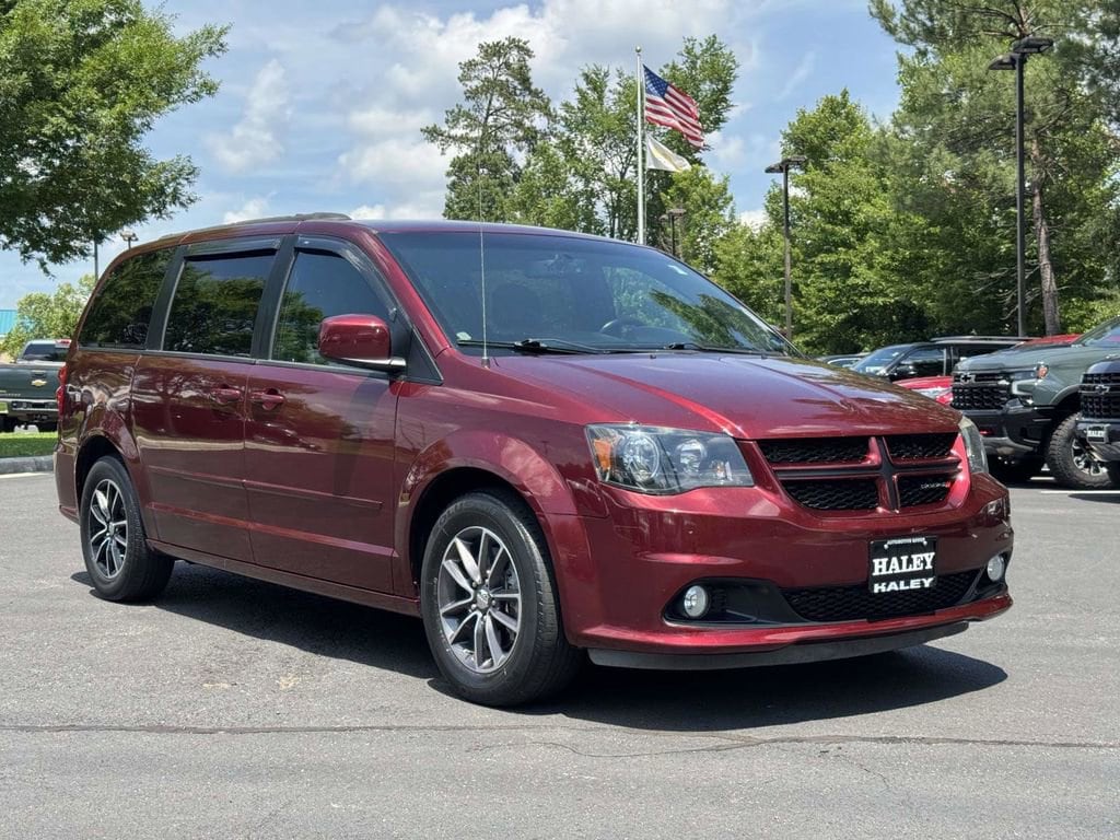 Used 2017 Dodge Grand Caravan GT with VIN 2C4RDGEG3HR737513 for sale in Midlothian, VA