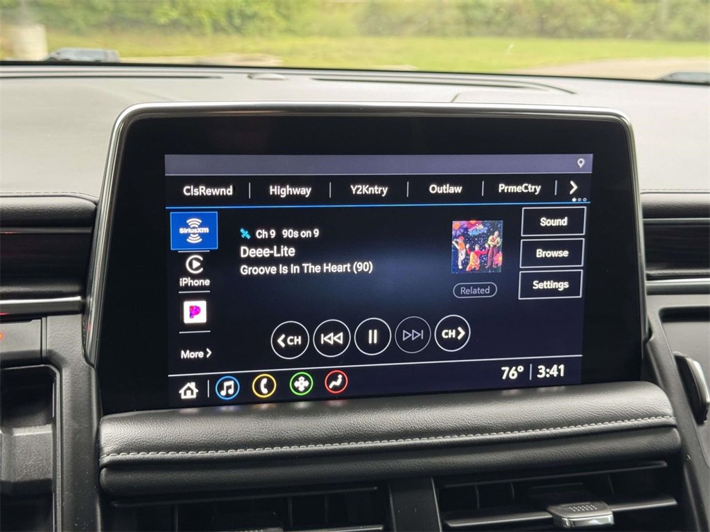 2021 Chevrolet Tahoe Z71 photo 4