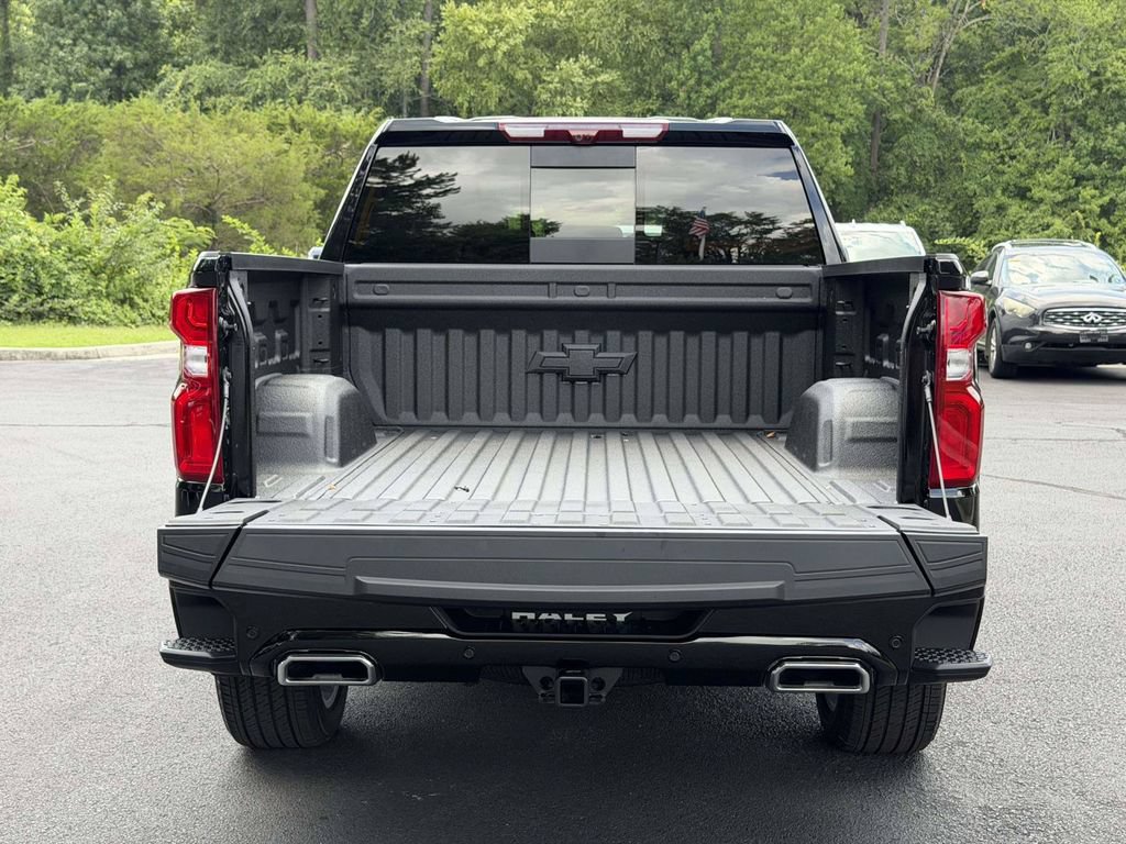 2026 Chevrolet Silverado 1500 High Country - Photo 14