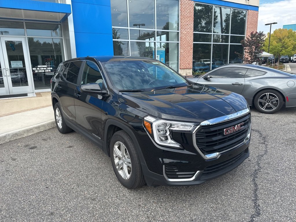 2024 Gmc Terrain SLE photo 3
