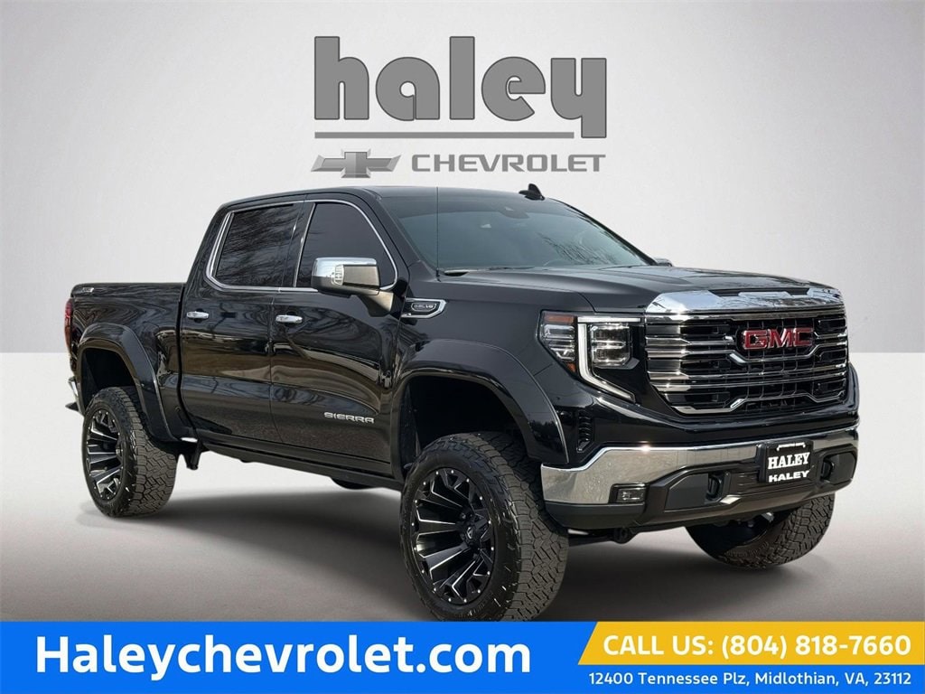2022 GMC Sierra SLT's photo