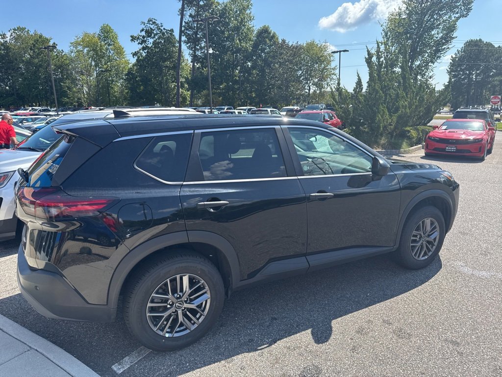 2023 Nissan Rogue S photo 4