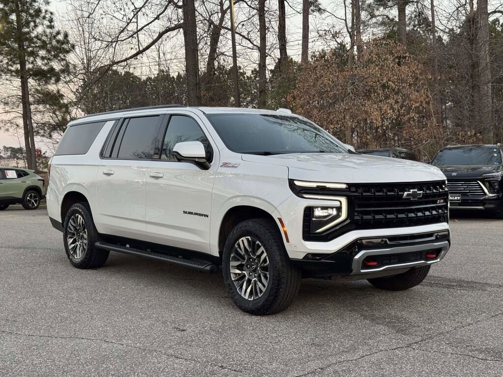 Used 2025 Chevrolet Suburban Z71 SUV
