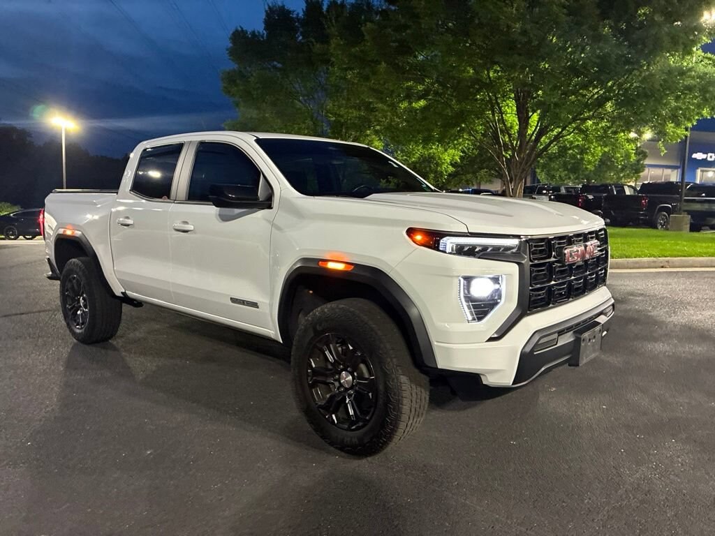 Used 2024 GMC Canyon Elevation Truck