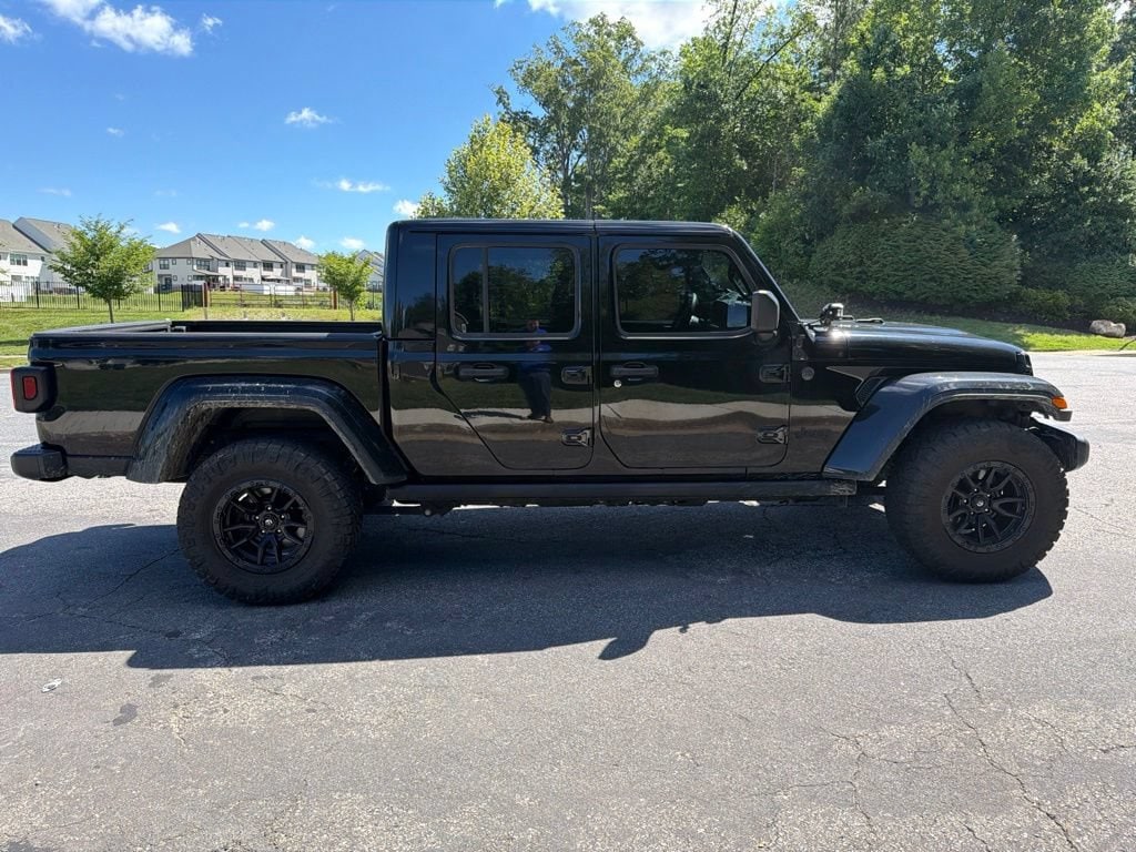 Used 2024 Jeep Gladiator Nighthawk