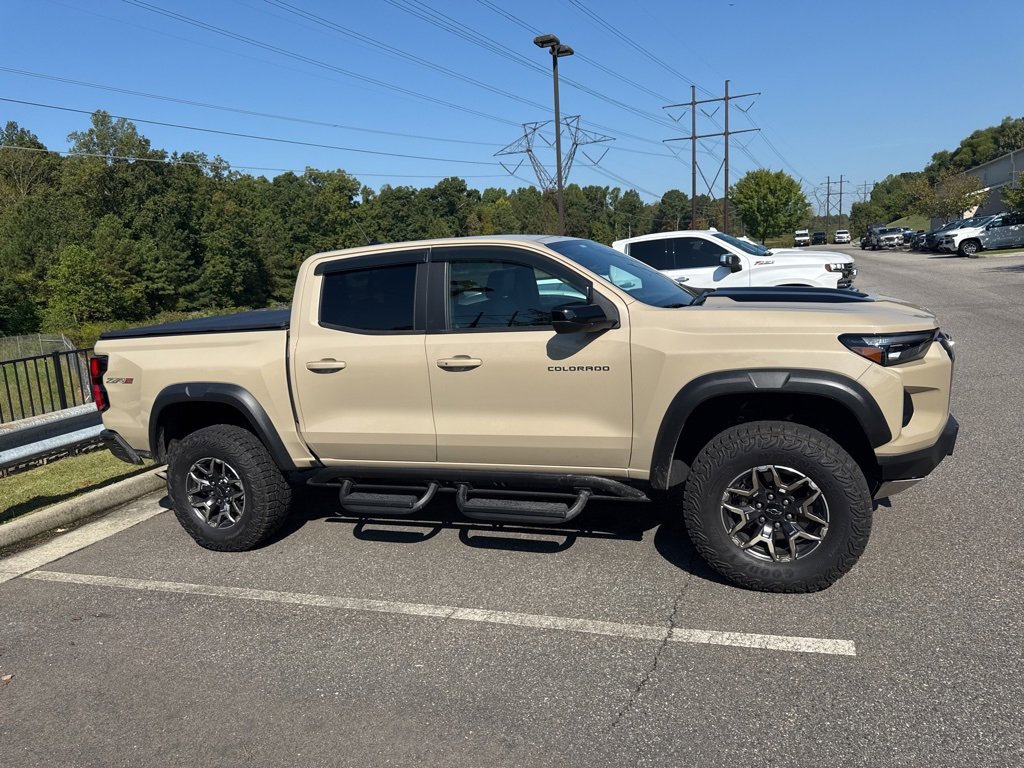 2024 Chevrolet Colorado ZR2 photo 2