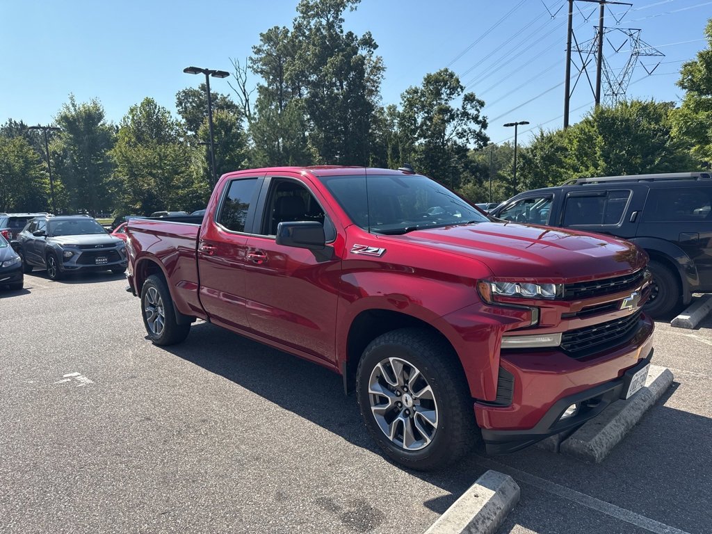 2019 Chevrolet Silverado 1500 RST photo 3