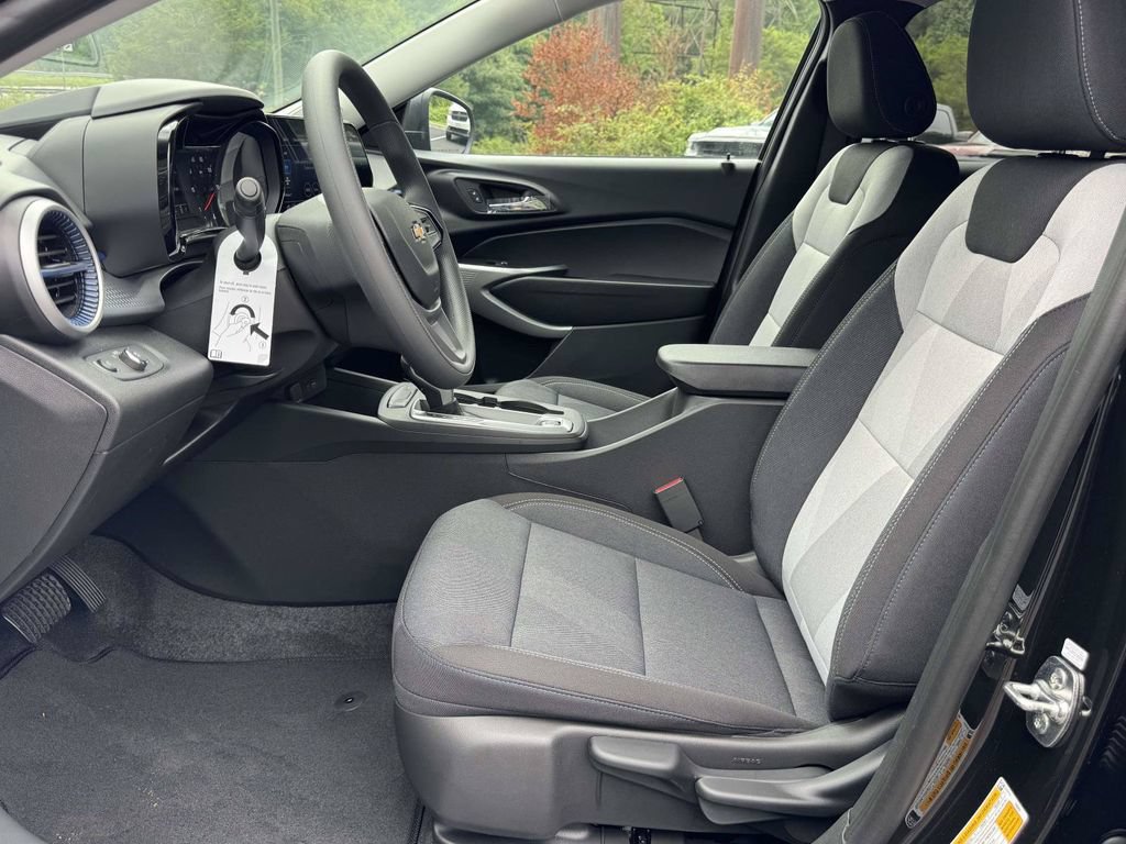 2026 Chevrolet Trax LS - Photo 20