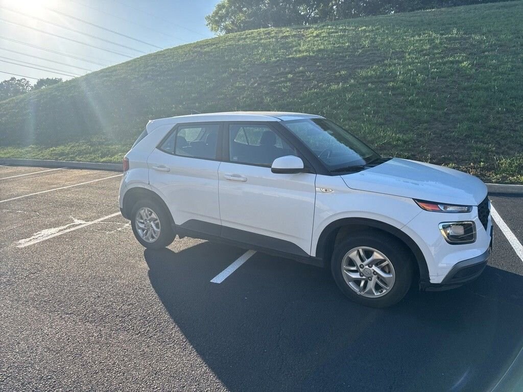 Used 2021 Hyundai Venue SE