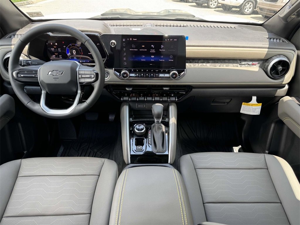 2025 Chevrolet Colorado ZR2 photo 3