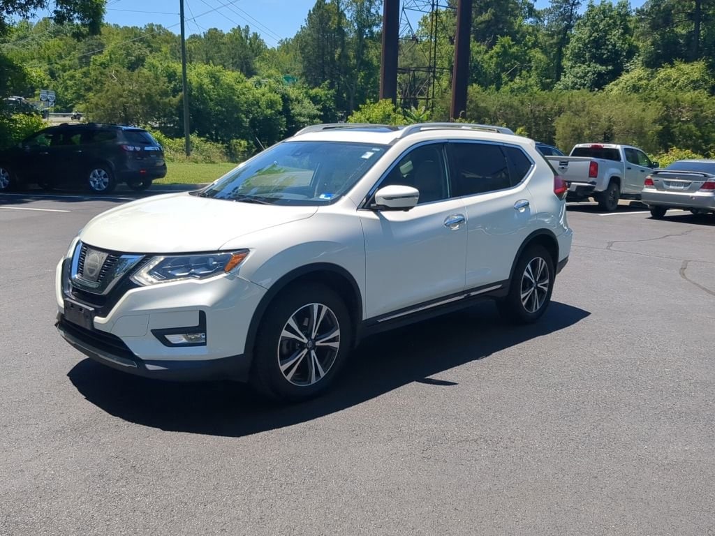 2017 Nissan Rogue SL AWD's photo
