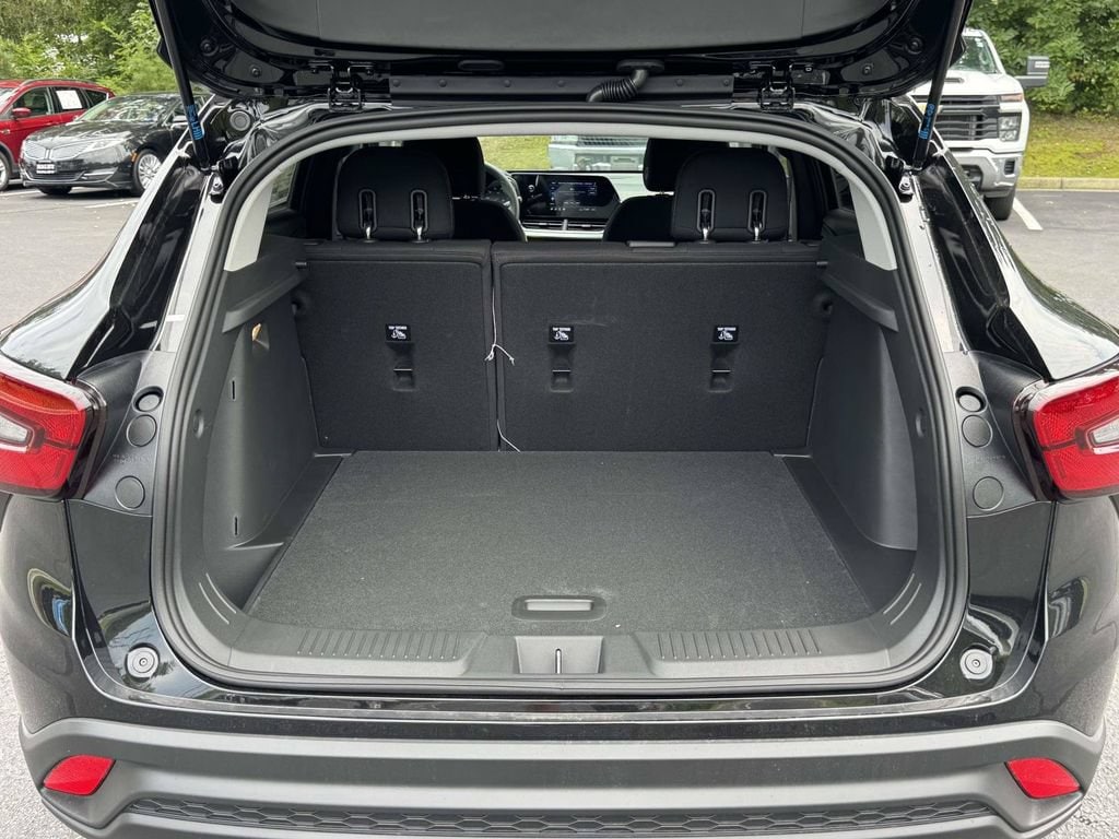 2026 Chevrolet Trax LS - Photo 16