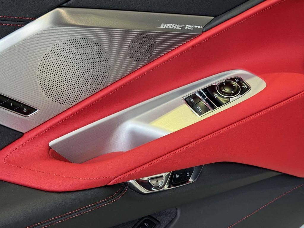 2025 Chevrolet Corvette 2LZ - Photo 17