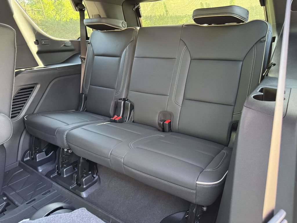 2026 Chevrolet Tahoe Premier - Photo 17