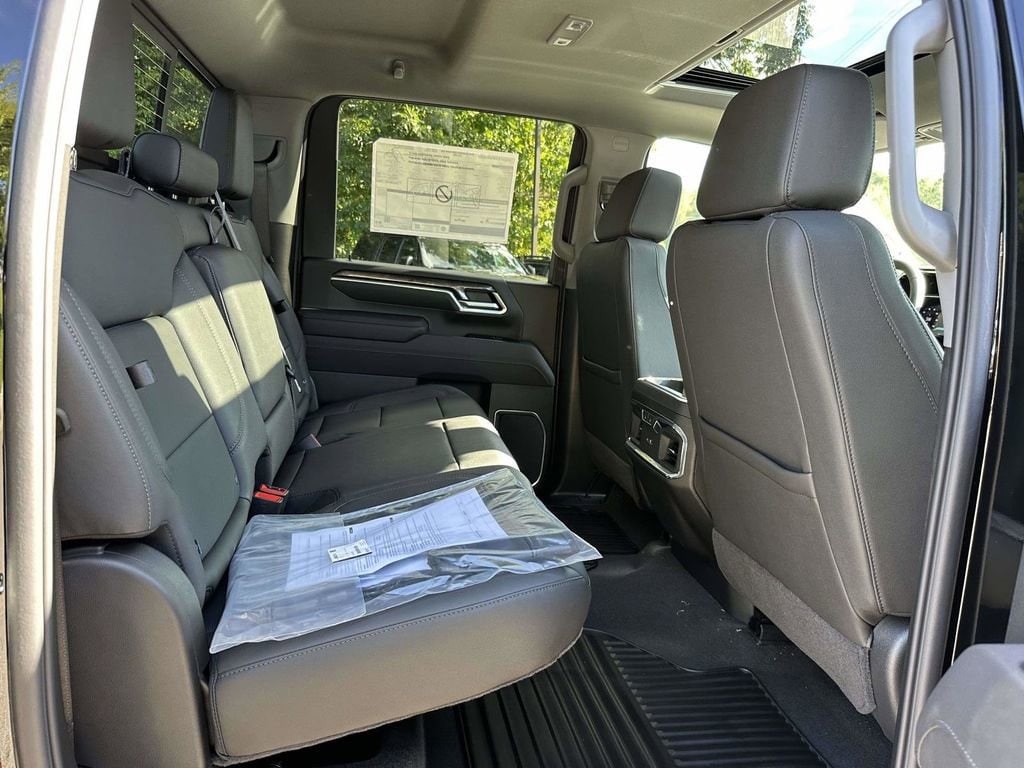 2026 Chevrolet Silverado 2500 HD LTZ - Photo 12