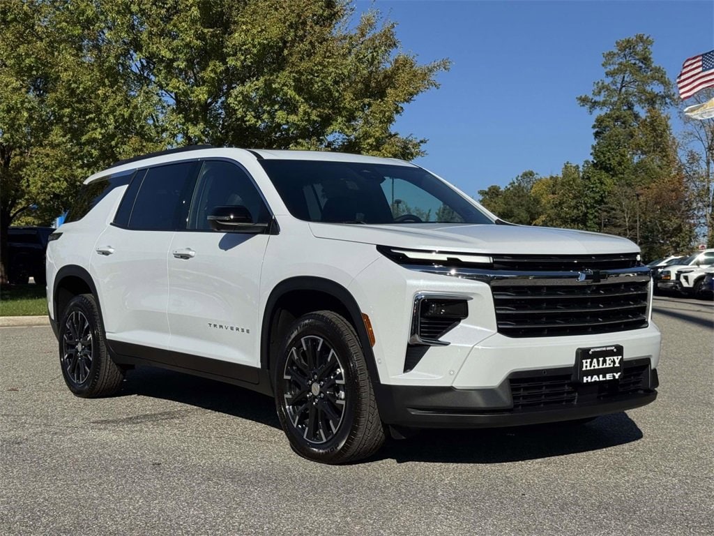 New 2026 Chevrolet Traverse LT SUV