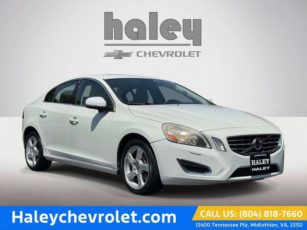 2013 Volvo S60 T5 AWD Auto's photo