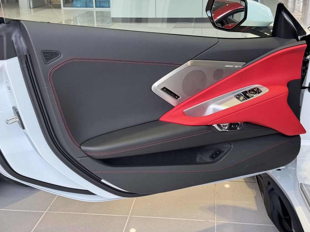 2025 Chevrolet Corvette 2LZ - Photo 16