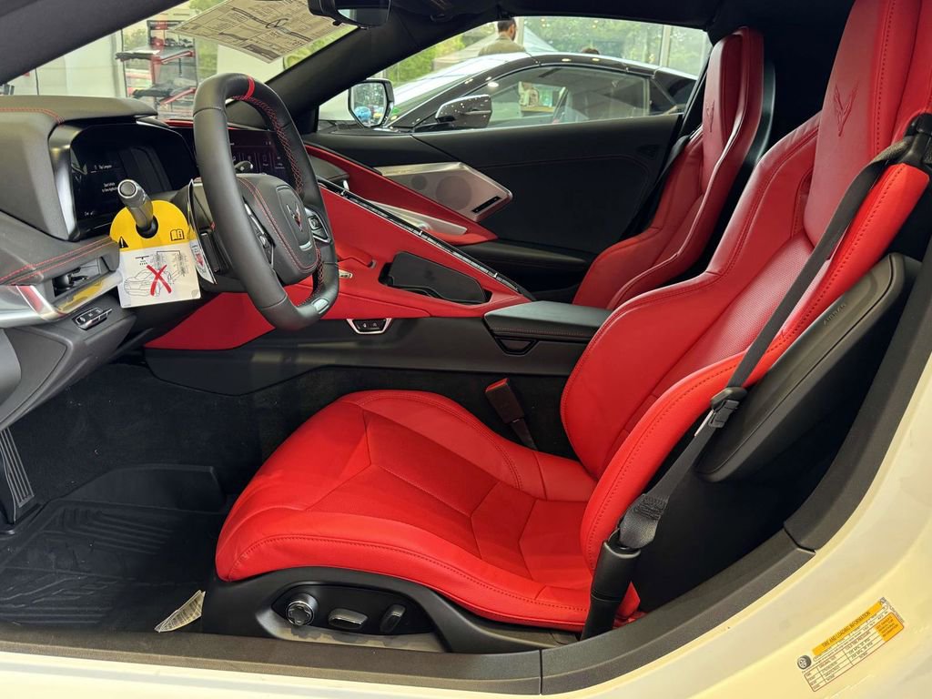 2025 Chevrolet Corvette 2LZ - Photo 19