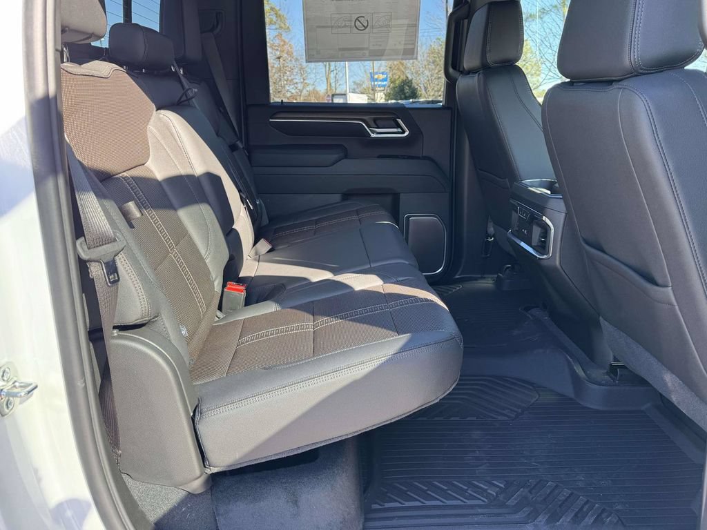 2026 Chevrolet Silverado 2500 HD High Country - Photo 14