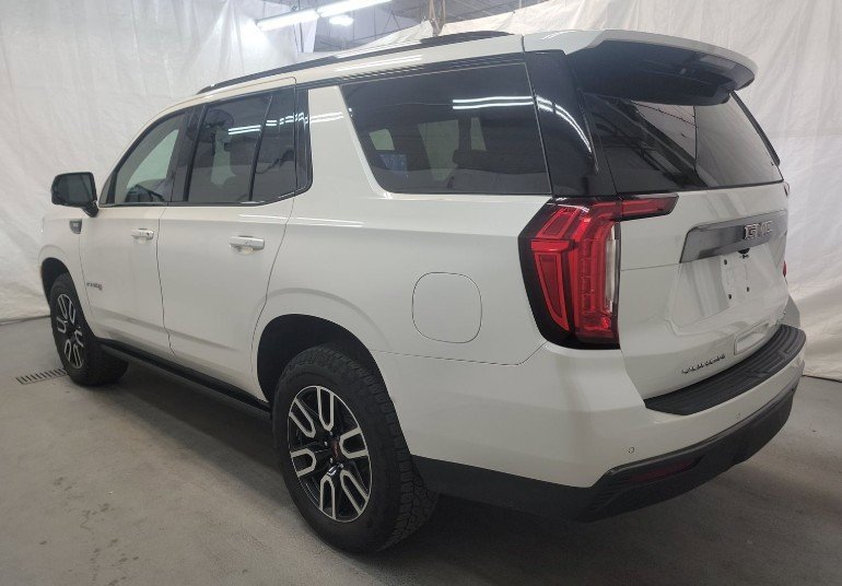 2021 Gmc Yukon AT4 photo 4