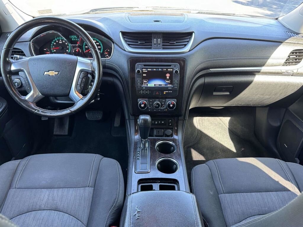 Used 2016 Chevrolet Traverse LT SUV