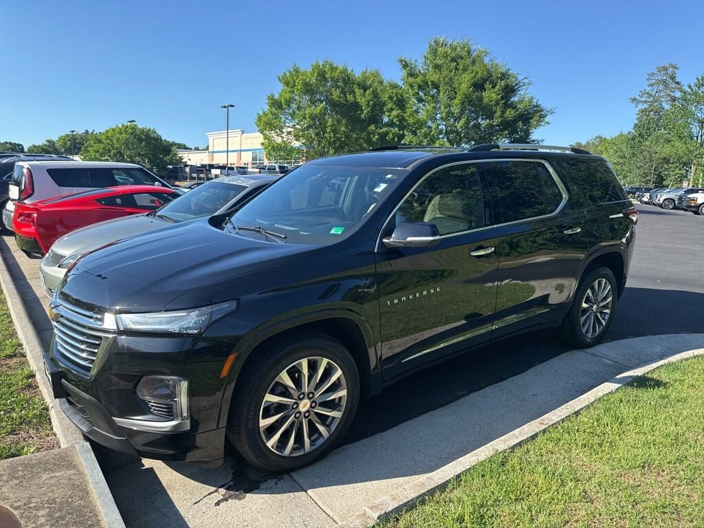 Used 2022 Chevrolet Traverse Premier SUV