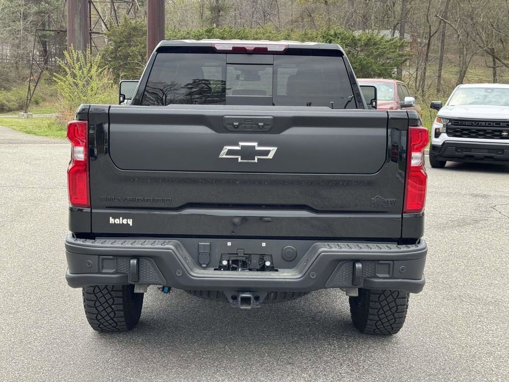 2024 Chevrolet Silverado 1500 ZR2 - Photo 22