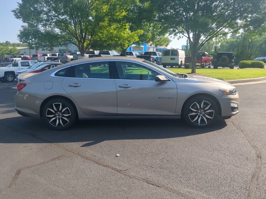 Used 2022 Chevrolet Malibu RS Car