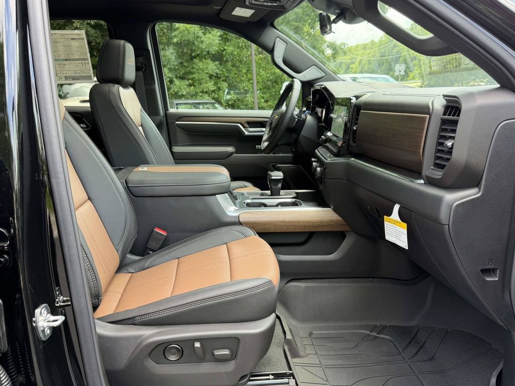 2026 Chevrolet Silverado 1500 High Country - Photo 12