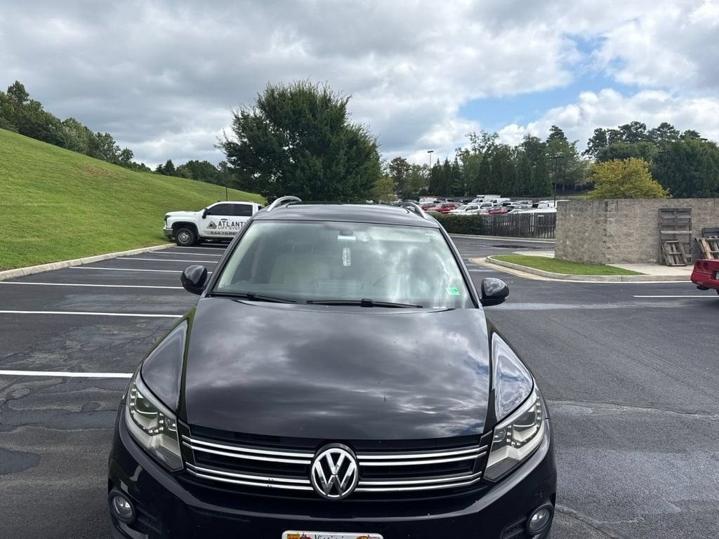 Used 2016 Volkswagen Tiguan SEL