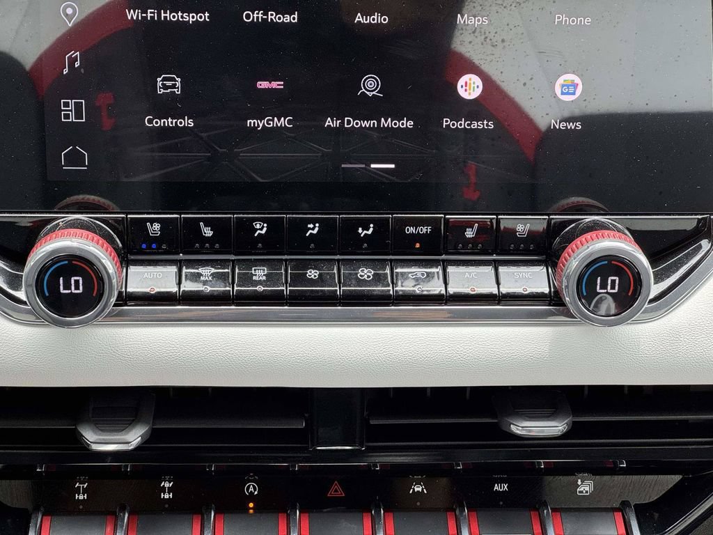 2024 GMC Canyon AT4X - Photo 6